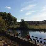Le Relais De Diane Konukevi Beaumontel